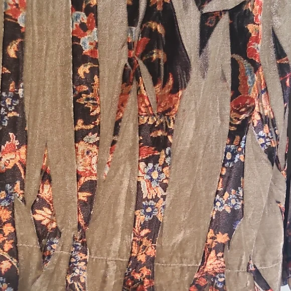 ONE WORLD Orange and Tan Patterned Kimono - Picture 4 of 7